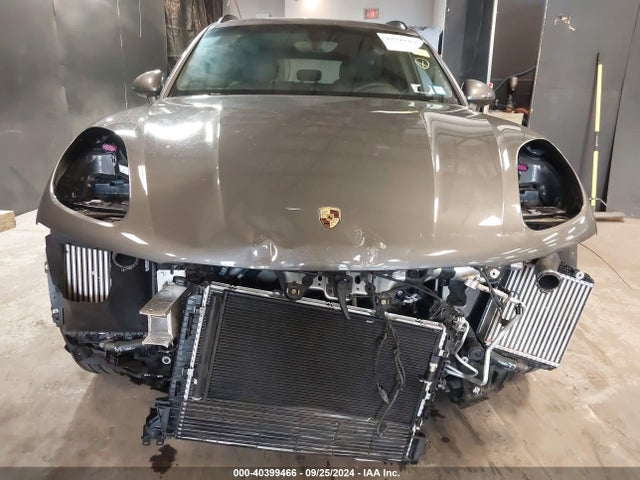 2016 PORSCHE MACAN WP1AB2A51GLB44846 Photo 5