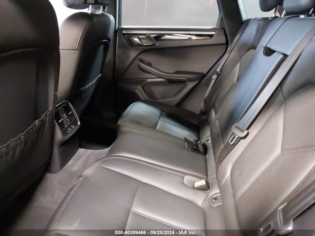 2016 PORSCHE MACAN WP1AB2A51GLB44846 Photo 7