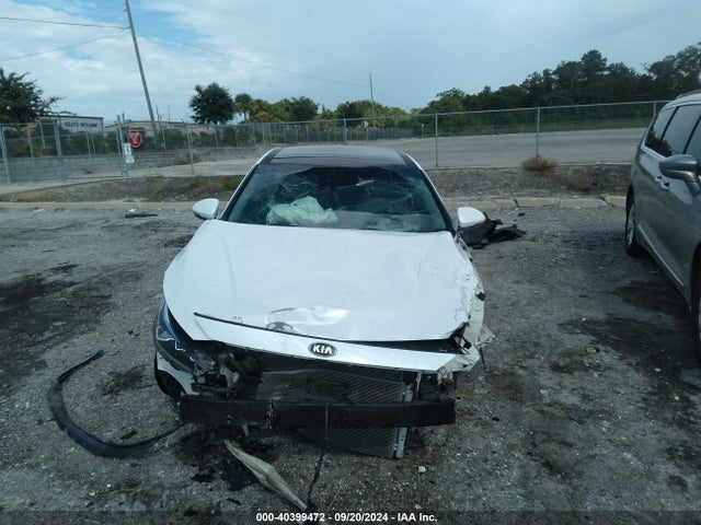 KIA Cadenza Limited 2017 KNALC4J15H5087604 Image 13