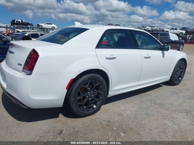 2C3CCASG9PH510216 Chrysler 300 Touring L Awd