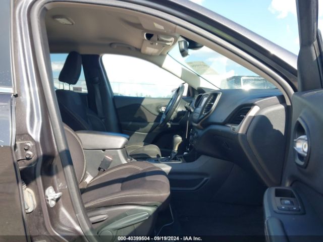 1C4PJLCB5FW690571 Jeep Cherokee Latitude