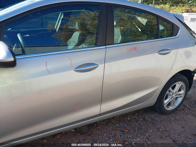 Chevrolet Cruze Lt Auto 2018 3G1BE6SM2JS631607 Image 19