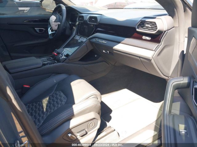 ZPBUA1ZLXNLA21535 Lamborghini Urus Graphite Capsule/pearl Capsule