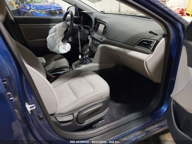 Hyundai Elantra Value Edition 2018 5NPD84LF2JH295642 Image 5