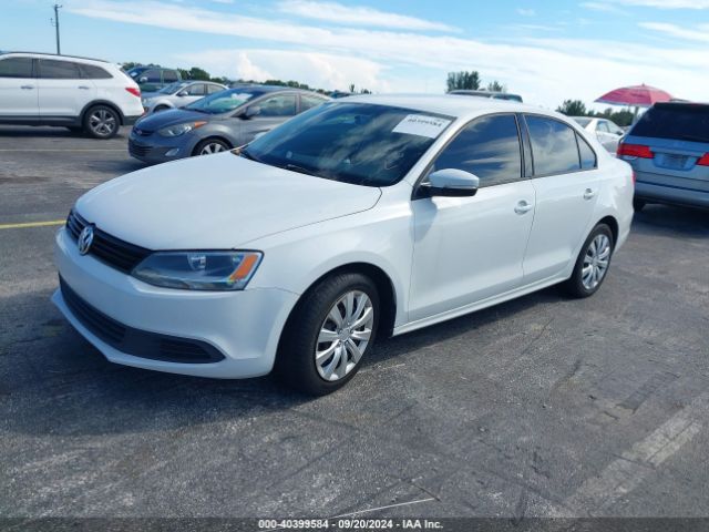 3VWD17AJ7EM415302 Volkswagen Jetta 1.8t Se