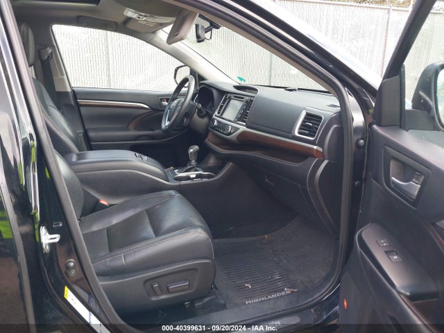 5TDDKRFHXGS330149 Toyota Highlander Limited V6