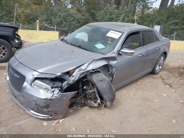 2C3CCAKG2JH302413 Chrysler 300 Limited Awd
