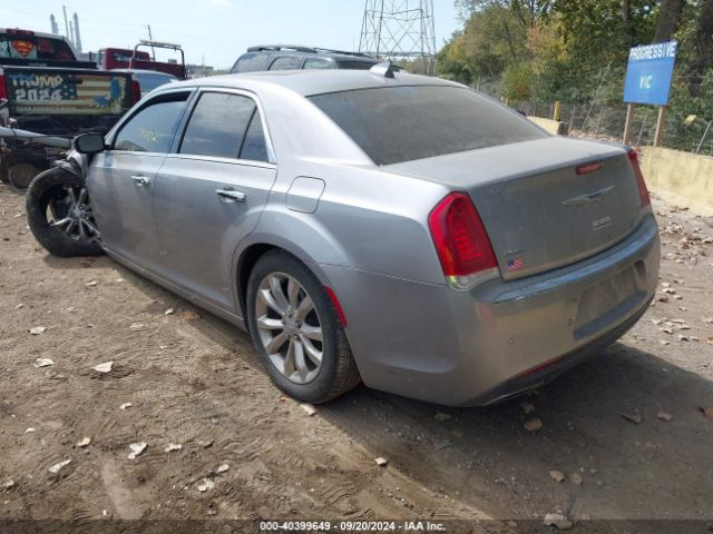 2C3CCAKG2JH302413 Chrysler 300 Limited Awd