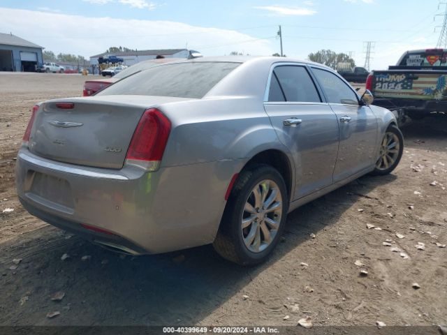 2C3CCAKG2JH302413 Chrysler 300 Limited Awd