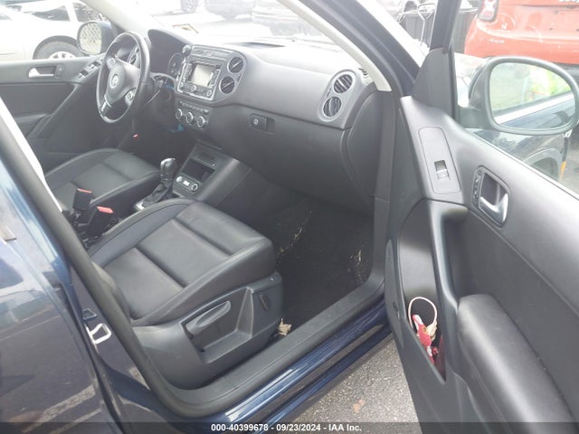 WVGBV3AX5EW525742 Volkswagen Tiguan Sel