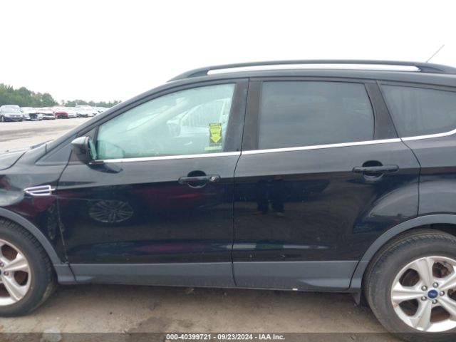 1FMCU0GX3GUC77261 Ford ESCAPE SE