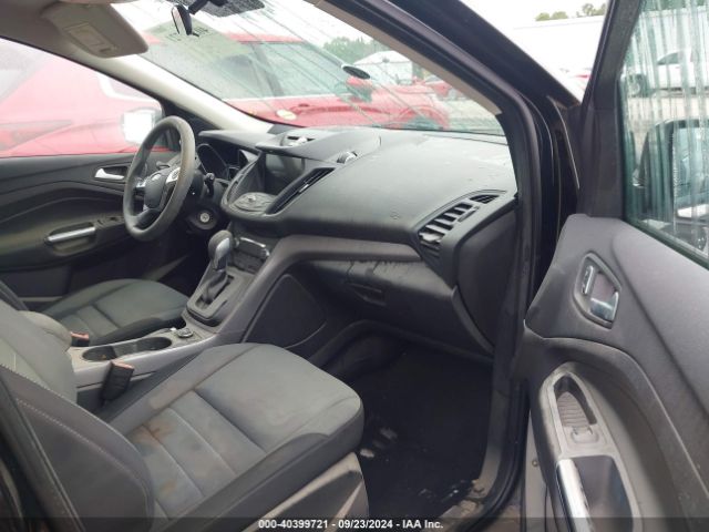 1FMCU0GX3GUC77261 Ford ESCAPE SE