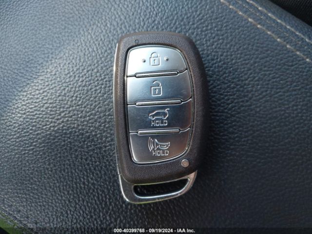 KM8J33A22HU386806 Hyundai Tucson Sport
