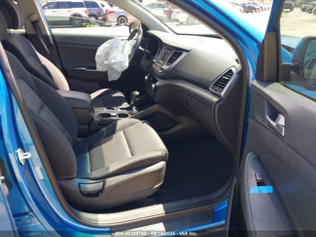 KM8J33A22HU386806 Hyundai Tucson Sport