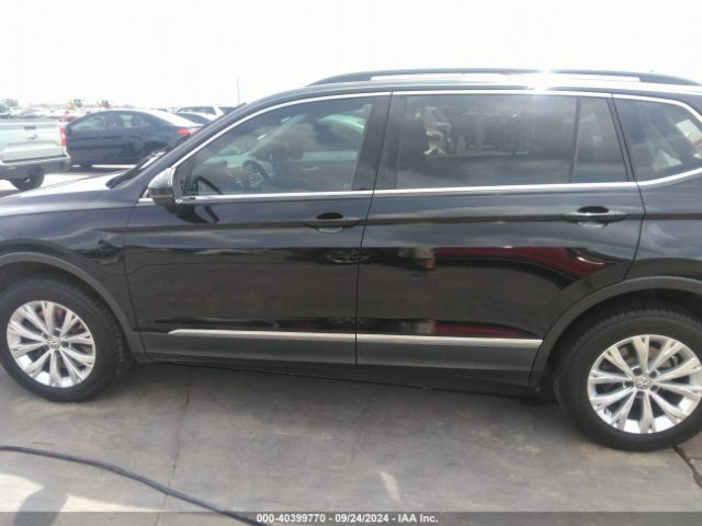 3VV3B7AX7JM176068 Volkswagen Tiguan 2.0t Se/2.0t Sel