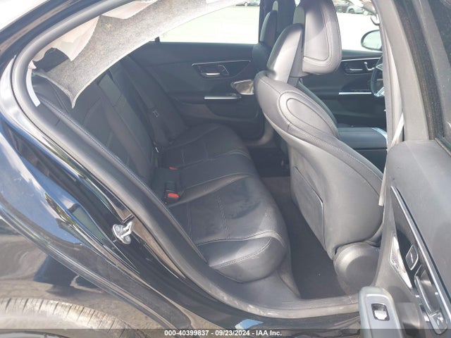 W1KAF4GB2NR015903 Mercedes-Benz C 300 Sedan