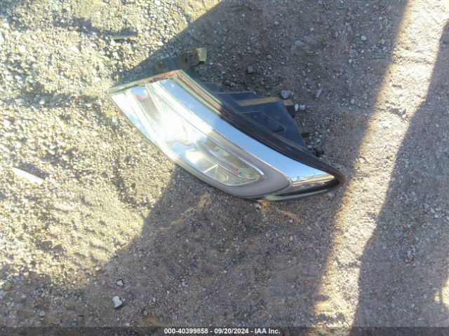 1C3CCCAB9GN123335 Chrysler 200 Limited