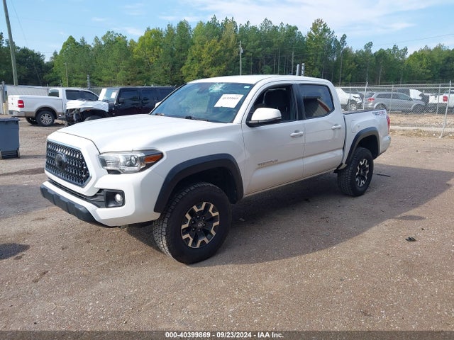 3TMCZ5AN1JM132158 Toyota Tacoma Trd Off Road