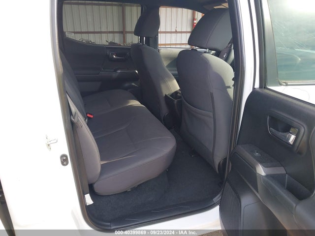 3TMCZ5AN1JM132158 Toyota Tacoma Trd Off Road
