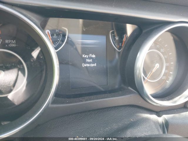 1C4HJXDG7JW140027 Jeep Wrangler Unlimited Sport 4x4