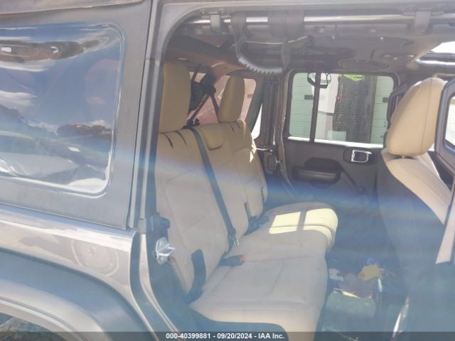 1C4HJXDG7JW140027 Jeep Wrangler Unlimited Sport 4x4