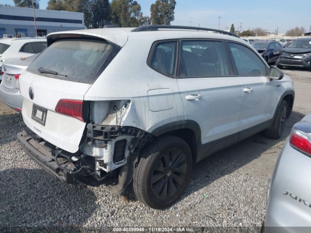 3VVDX7B24NM002795 Volkswagen Taos 1.5t S