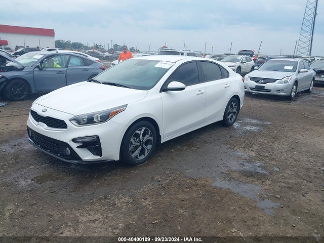 KIA Forte Lxs 2021 3KPF24AD7ME359453 Image 2