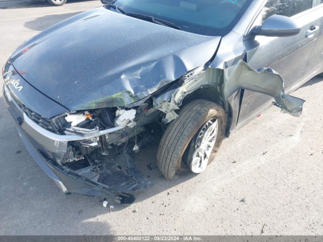 3KPF24AD1RE689662 KIA FORTE LX