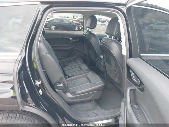 WA1LAAF72KD044396 Audi Q7 55 Premium/55 Se Premium