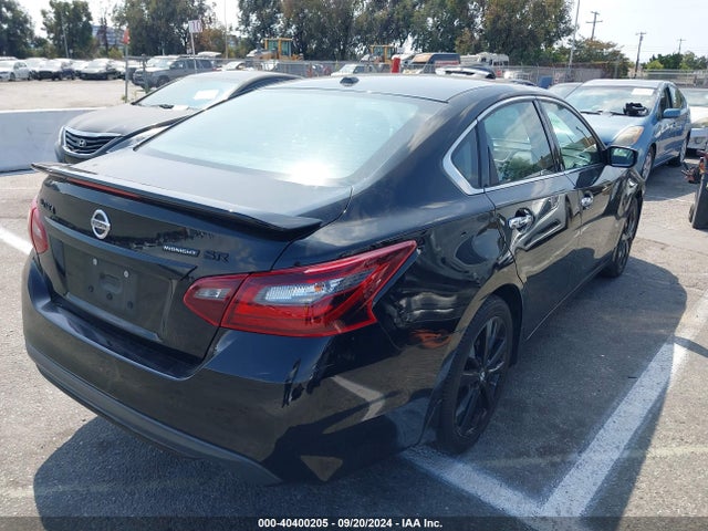 Nissan Altima 2.5 Sr 2018 1N4AL3AP3JC297067 Image 4