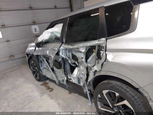 JA4J4TA89NZ015897 Mitsubishi Outlander Es 2.5 S-awc
