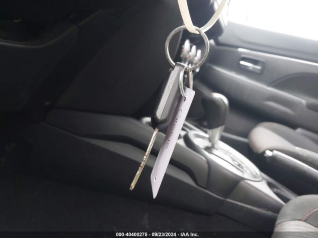 JA4AP3AU4HZ065003 Mitsubishi Outlander Sport 2.0 Es