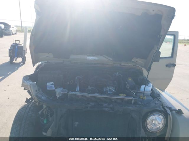 1C4BJWEG6HL751774 Jeep Wrangler Unlimited Sahara 4x4