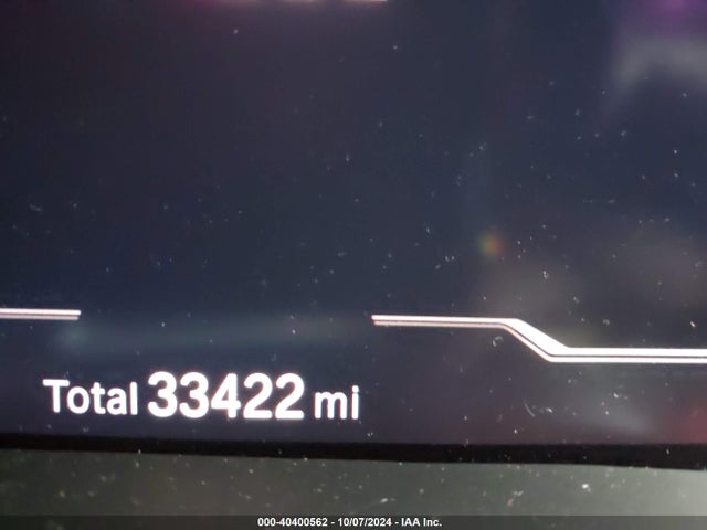 5YMUJ0C05M9E33108 BMW X4