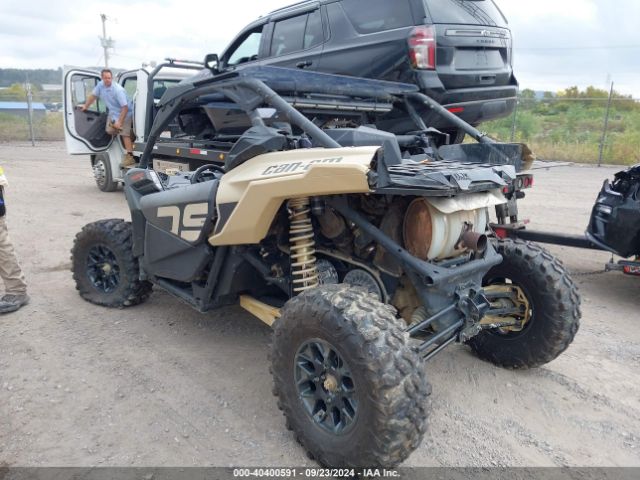 2022 CAN-AM MAVERICK X3 3JBVGAY43NE002194 Photo 2