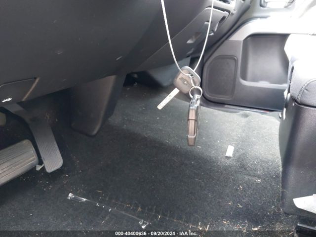 3GCUKREC1JG467136 Chevrolet Silverado 1500 2lt