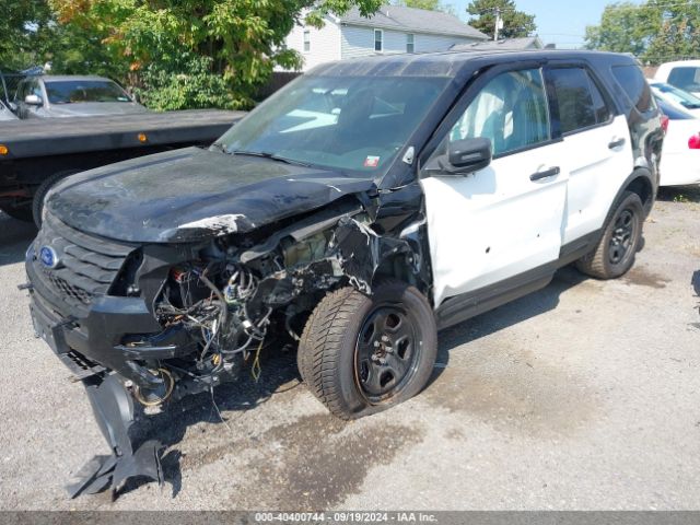 1FM5K8AR0JGB12040 Ford Police Interceptor Utility