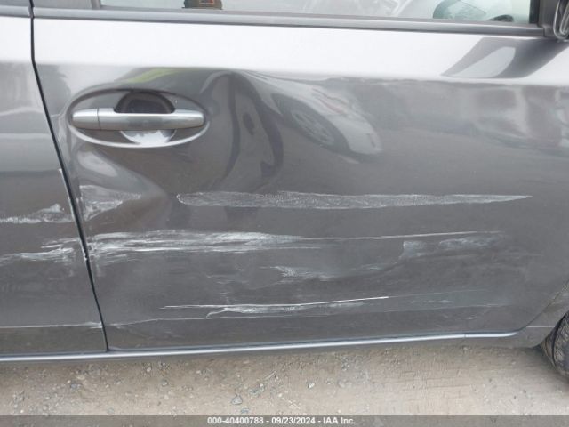 JTKKUPB44E1039934 Scion XD