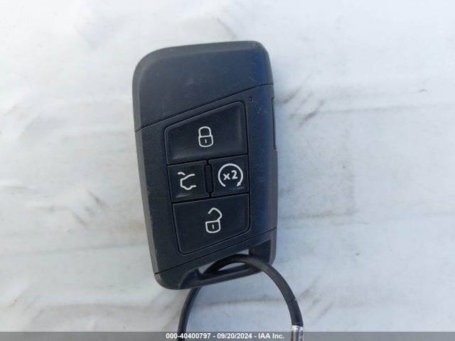 3VV4B7AXXJM191765 Volkswagen Tiguan 2.0t Sel Premium
