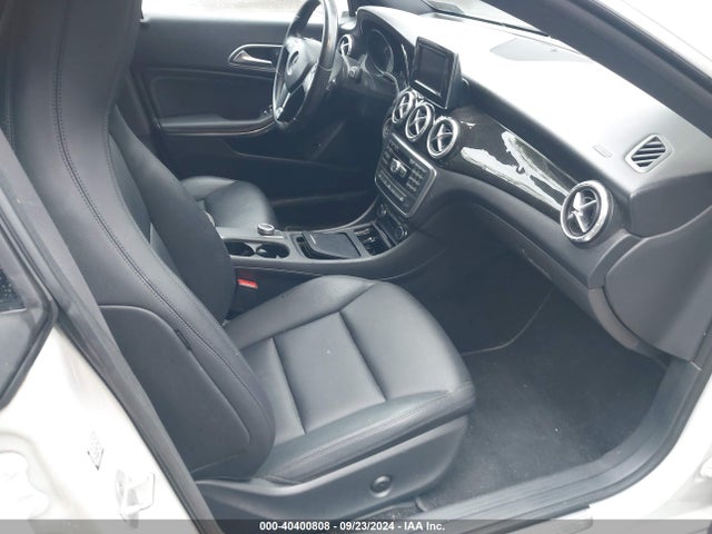 WDDSJ4GB0EN130882 Mercedes-Benz CLA 250 4MATIC