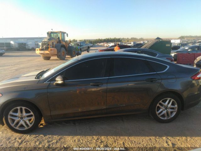 3FA6P0HDXGR224423 Ford FUSION SE