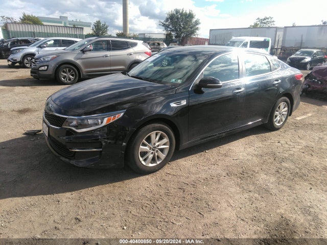 KIA Optima Lx 2016 5XXGT4L33GG111685 Image 2
