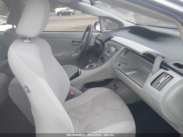 JTDKN3DU0E0385611 Toyota Prius Three