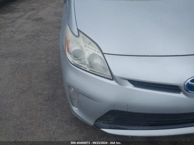 JTDKN3DU0E0385611 Toyota Prius Three