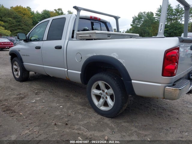 40401007 :رقم المزاد ، 1D7HU18217S225597 vin ، 2007 Dodge Ram 1500 Slt/trx4 Off Road/sport مزاد بيع