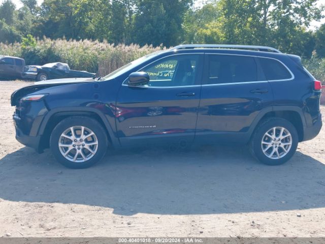 1C4PJLCB8EW148752 Jeep Cherokee Latitude