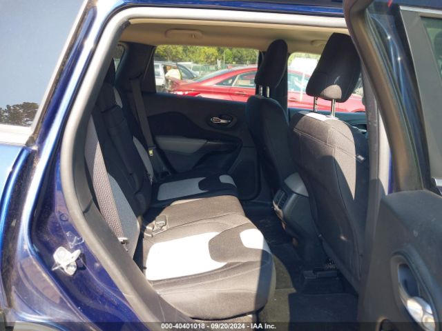 1C4PJLCB8EW148752 Jeep Cherokee Latitude