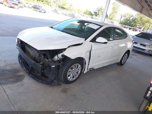 Hyundai ELANTRA SE 2020 5NPD74LFXLH503823 Image 2