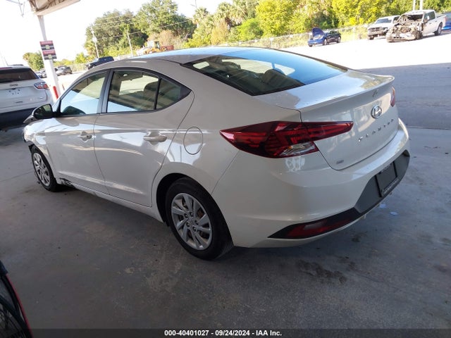 Hyundai ELANTRA SE 2020 5NPD74LFXLH503823 Image 3
