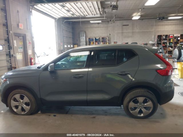 YV4162UK6N2747556 Volvo Xc40 T5 Momentum